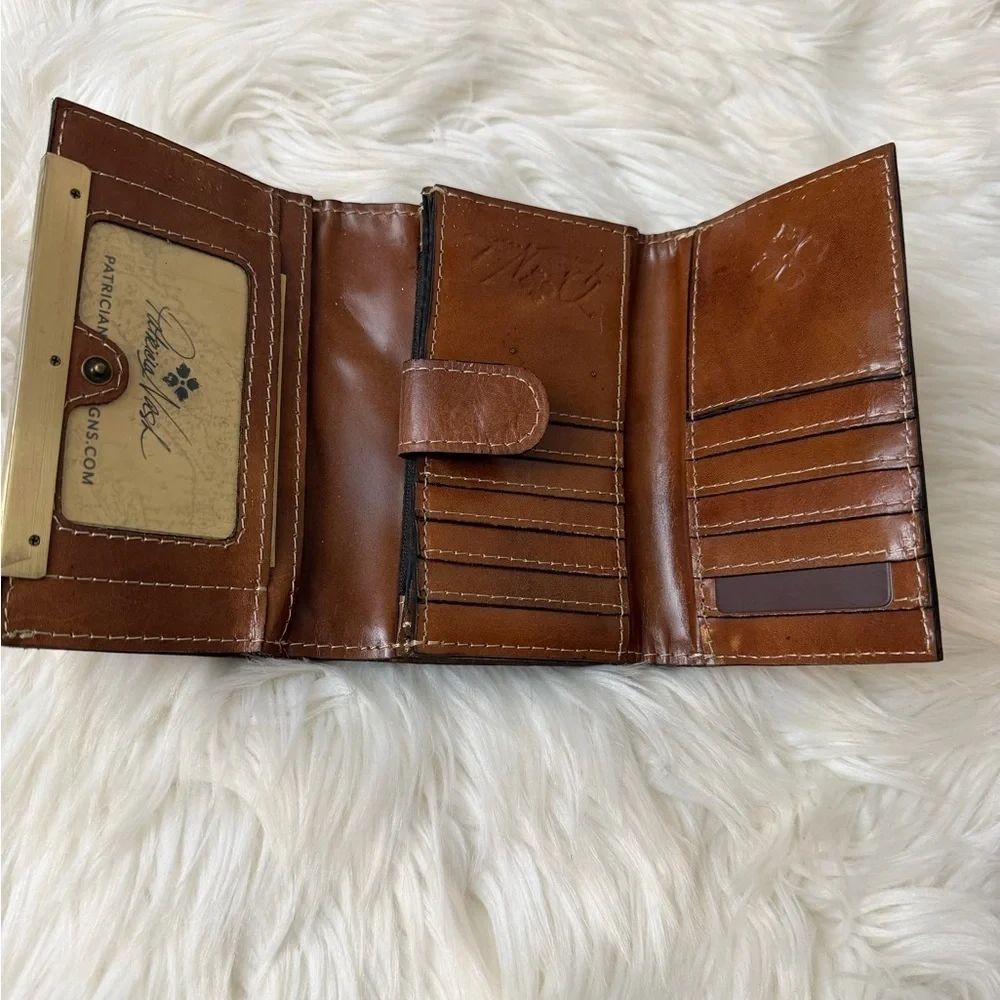 PATRICIA NASH MAP PRINT CAMETTI RIOT RUST WALLET